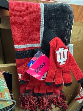 Indiana University Red & Black Knit Glove and Scarf Set